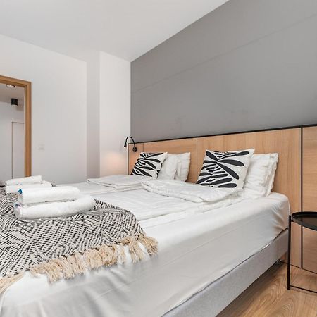 Zamoyskiego 37 By Homeprime Warszawa Eksteriør bilde